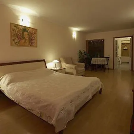 Austrian Apartment Lemberg