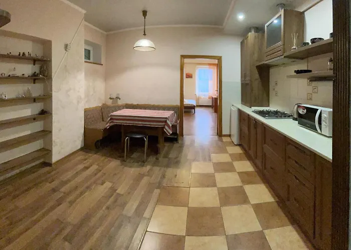 Austrian * Leópolis